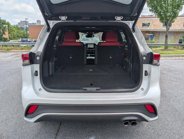 used 2023 Toyota Highlander car, priced at $39,929
