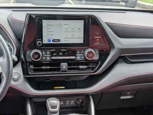 used 2023 Toyota Highlander car, priced at $39,929