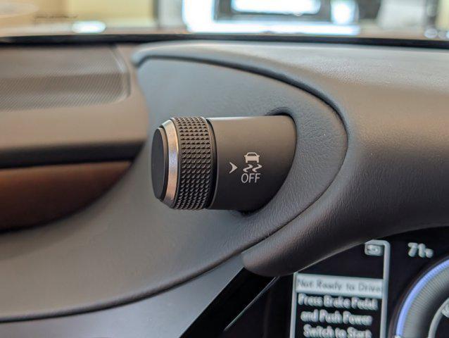 new 2025 Lexus ES 300h car, priced at $49,624