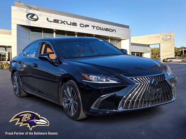 used 2024 Lexus ES 300h car, priced at $43,847