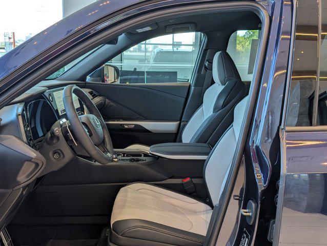 new 2025 Lexus TX 500h car, priced at $73,415