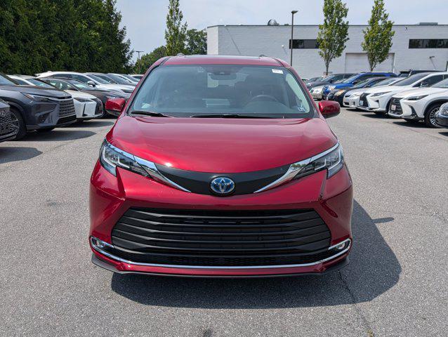 used 2023 Toyota Sienna car, priced at $45,991