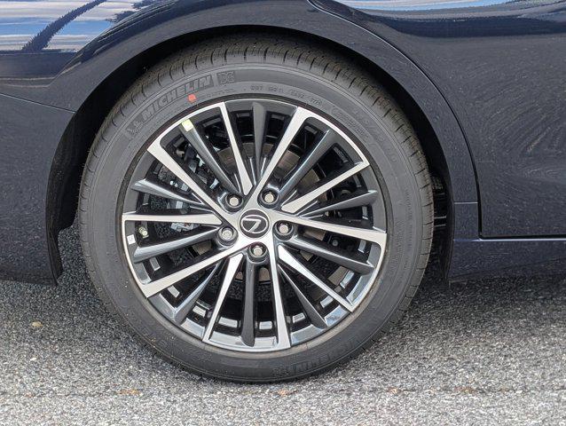 new 2025 Lexus ES 300h car, priced at $47,979