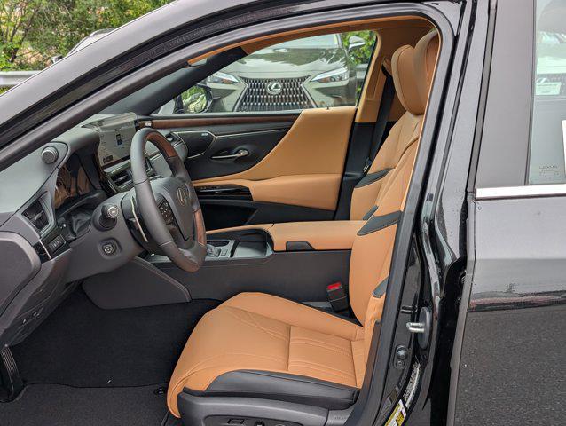 new 2025 Lexus ES 350 car, priced at $55,394