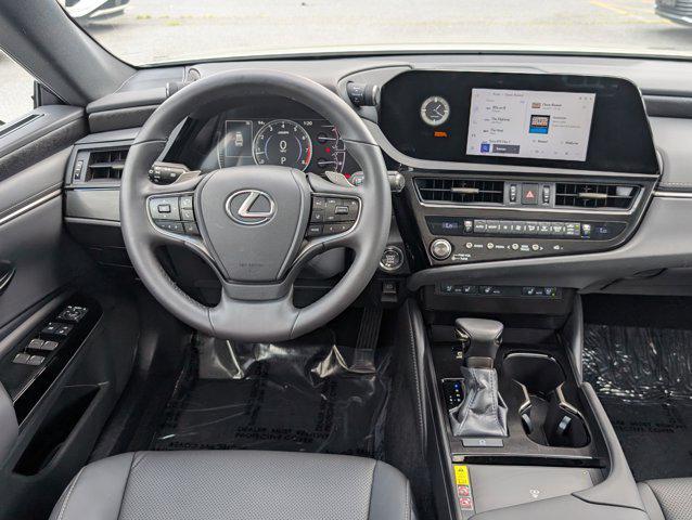 used 2024 Lexus ES 350 car, priced at $40,500