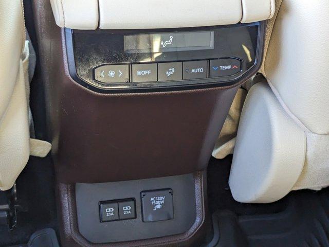 used 2020 Toyota Highlander Hybrid car