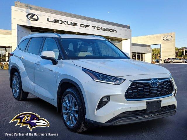 used 2020 Toyota Highlander Hybrid car