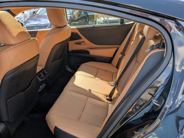 used 2025 Lexus ES 300h car, priced at $52,816
