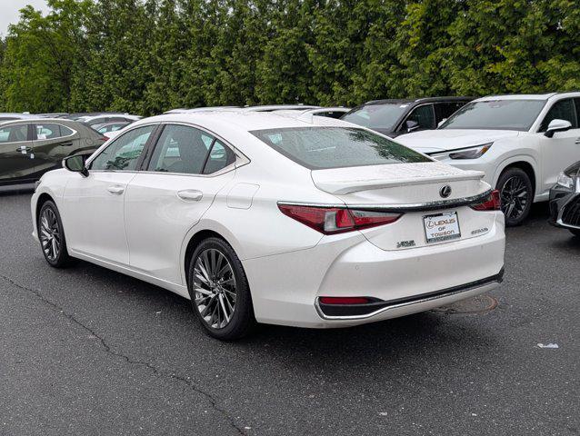 used 2024 Lexus ES 300h car, priced at $45,590