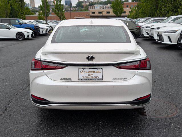 used 2024 Lexus ES 300h car, priced at $45,590