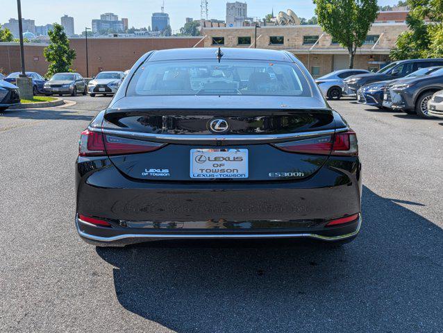 new 2025 Lexus ES 300h car, priced at $49,654