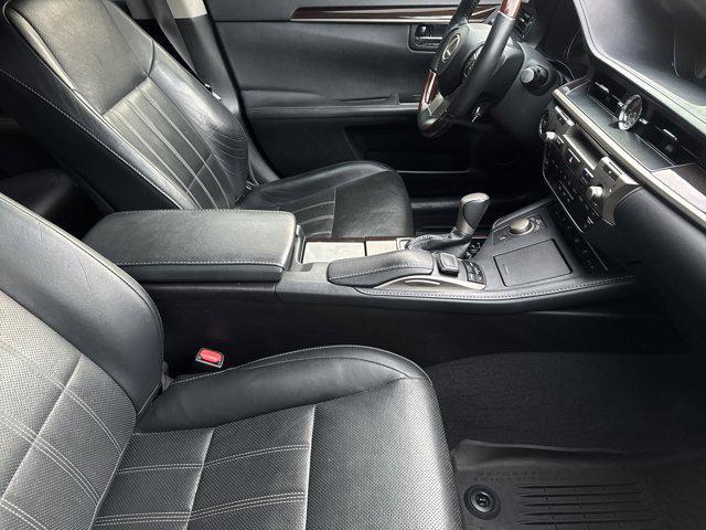 used 2018 Lexus ES 350 car, priced at $14,433