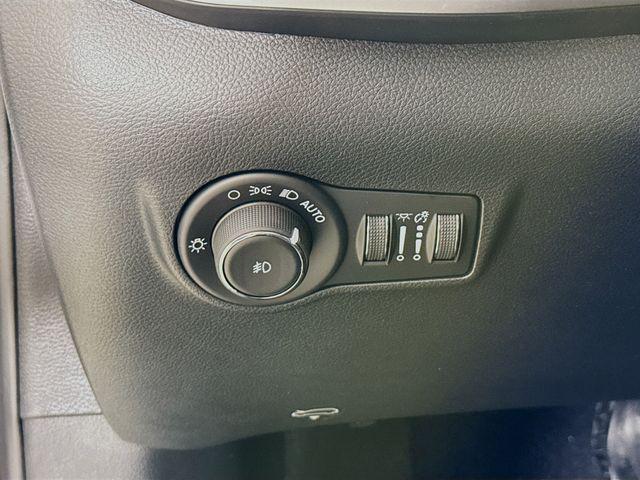 new 2025 Jeep Compass car, priced at $25,260