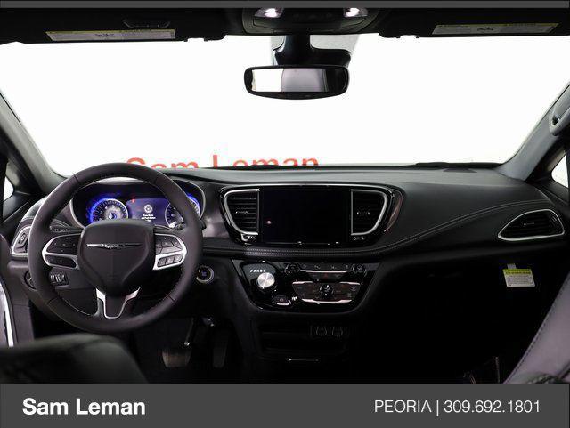 new 2025 Chrysler Pacifica car, priced at $40,140