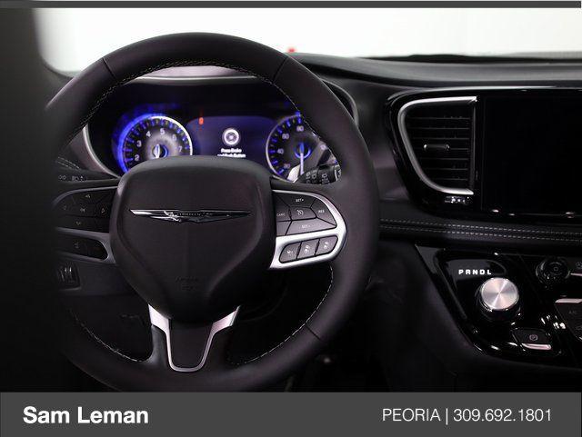 new 2025 Chrysler Pacifica car, priced at $40,140