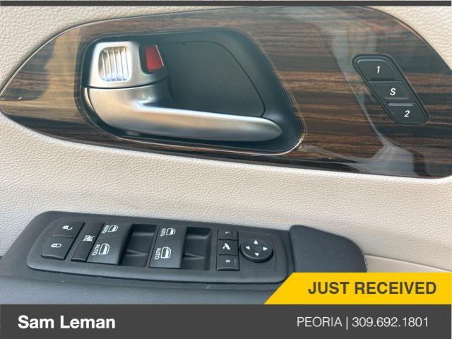 used 2023 Chrysler Pacifica car, priced at $37,775