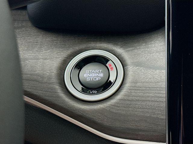 new 2025 Jeep Grand Cherokee L car, priced at $41,995