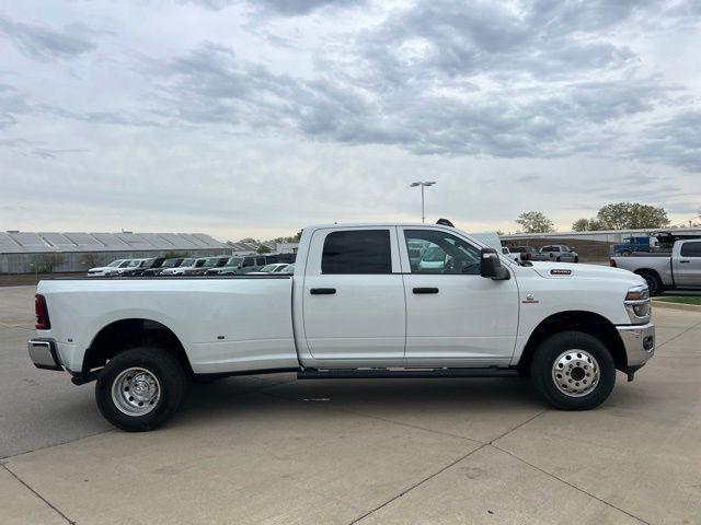 new 2025 Ram 3500 car, priced at $68,364