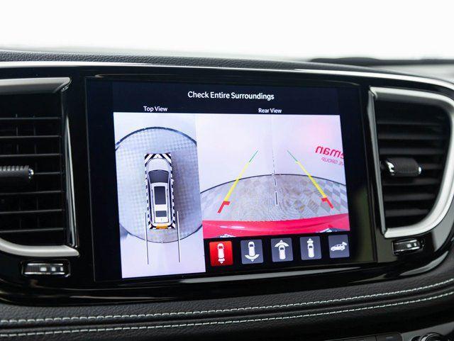 new 2025 Chrysler Pacifica car, priced at $41,915