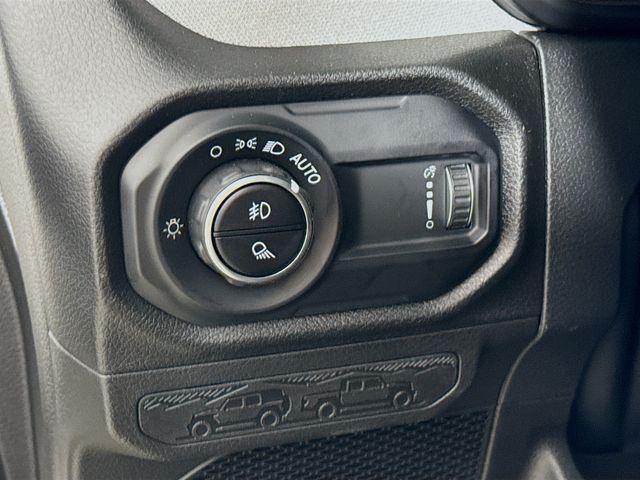 new 2025 Jeep Gladiator car, priced at $41,850