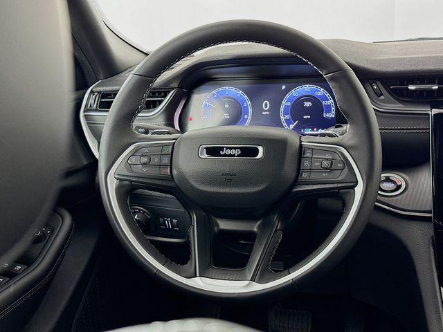 new 2025 Jeep Grand Cherokee car, priced at $39,230