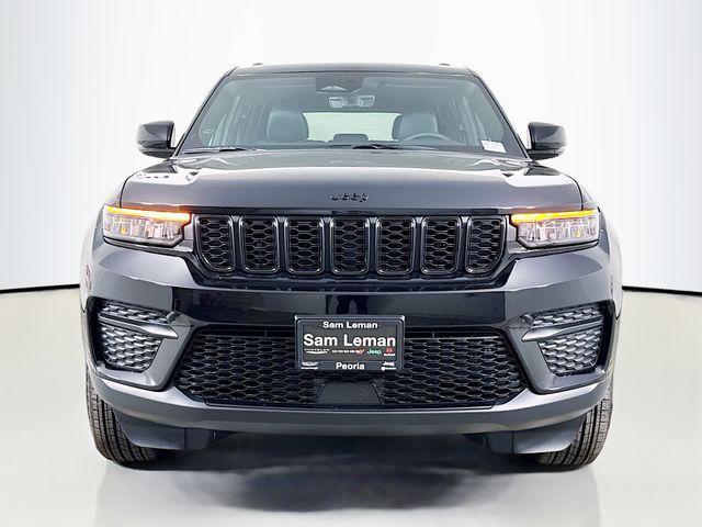 new 2025 Jeep Grand Cherokee car, priced at $39,230