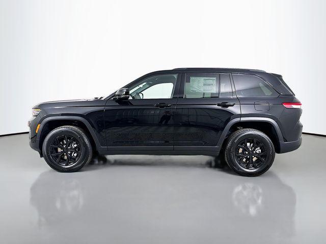 new 2025 Jeep Grand Cherokee car, priced at $39,230