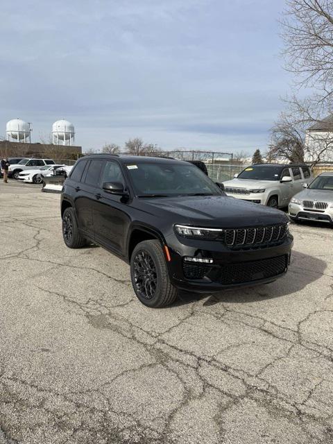 new 2025 Jeep Grand Cherokee car, priced at $59,875