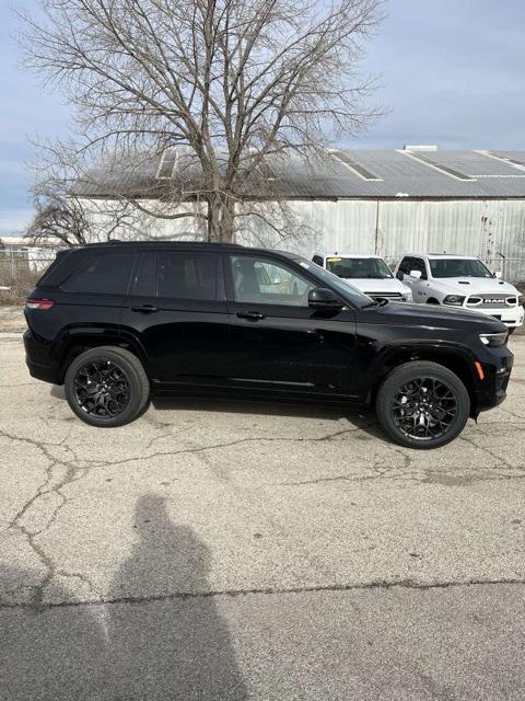 new 2025 Jeep Grand Cherokee car, priced at $59,875