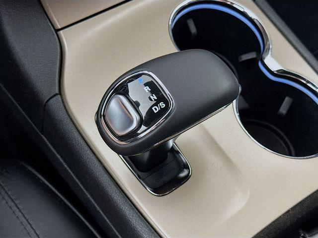 used 2015 Jeep Grand Cherokee car, priced at $15,295