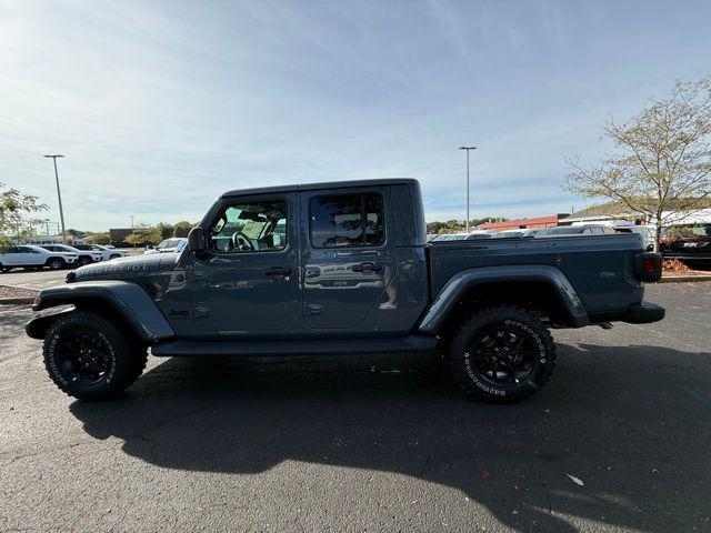 new 2025 Jeep Gladiator car, priced at $40,355