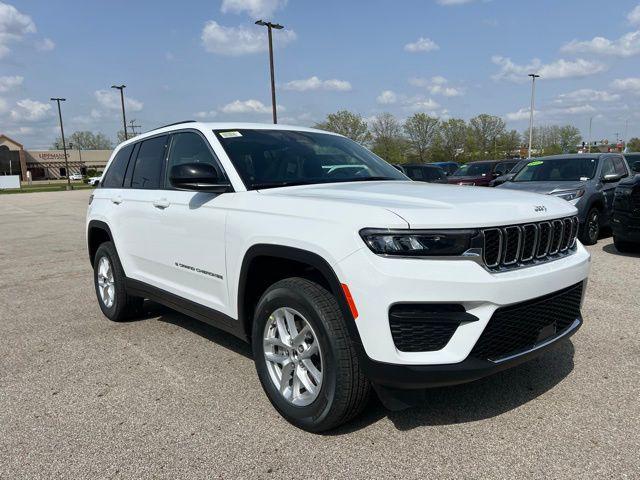 new 2025 Jeep Grand Cherokee car, priced at $36,575