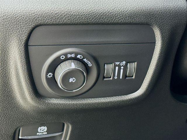 new 2025 Jeep Grand Cherokee L car, priced at $43,720