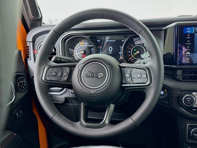 new 2025 Jeep Wrangler car, priced at $55,800