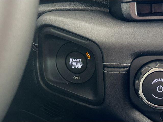 new 2025 Jeep Wrangler car, priced at $55,800