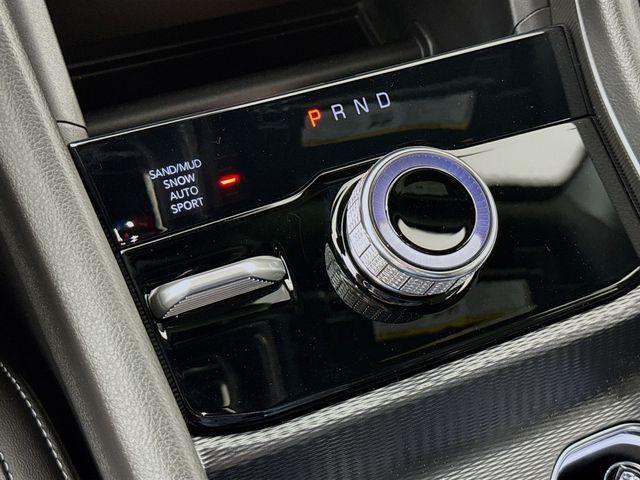 new 2025 Jeep Grand Cherokee car, priced at $38,900