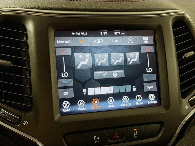 used 2021 Jeep Cherokee car, priced at $19,995