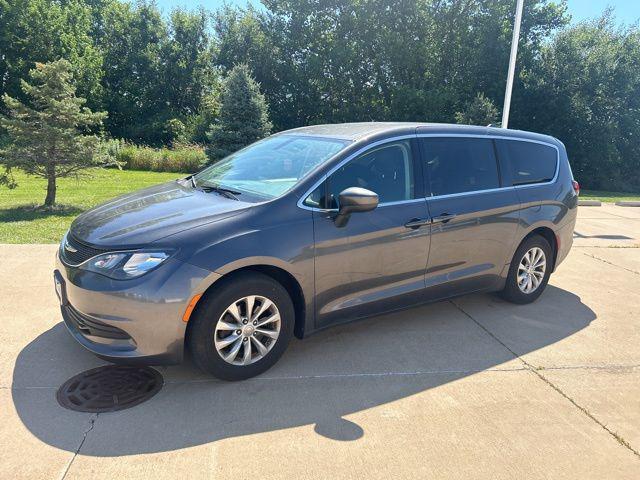 used 2017 Chrysler Pacifica car, priced at $9,500