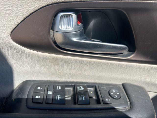 used 2017 Chrysler Pacifica car, priced at $9,500