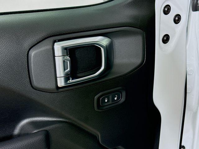 new 2025 Jeep Wrangler car, priced at $32,555