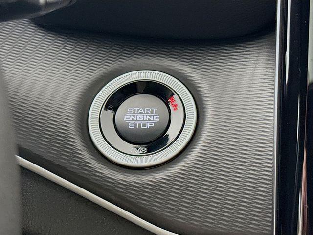 new 2025 Jeep Grand Cherokee car, priced at $37,170