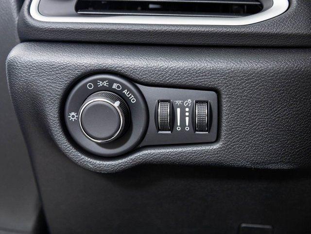 new 2025 Chrysler Voyager car, priced at $37,690