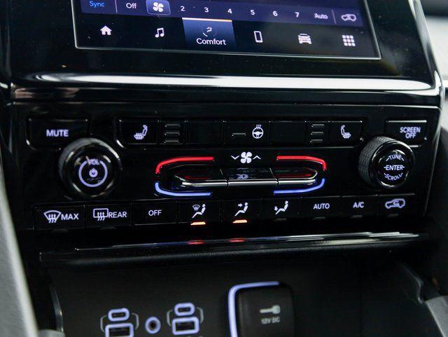 new 2025 Jeep Grand Cherokee car, priced at $35,720