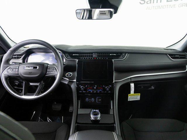 new 2025 Jeep Grand Cherokee car, priced at $35,720
