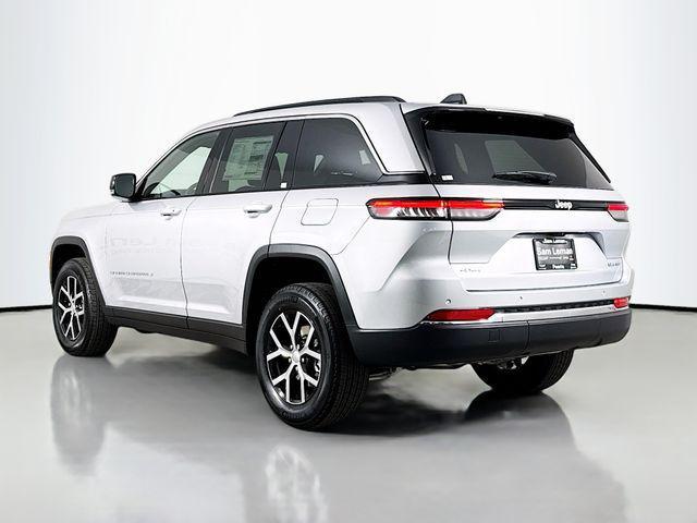 new 2025 Jeep Grand Cherokee car, priced at $43,010