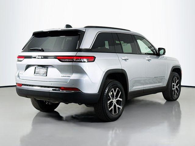 new 2025 Jeep Grand Cherokee car, priced at $43,010