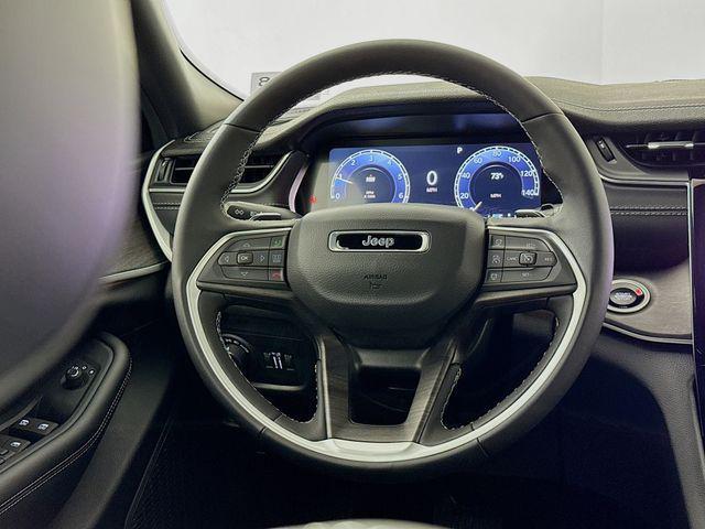 new 2025 Jeep Grand Cherokee car, priced at $43,010