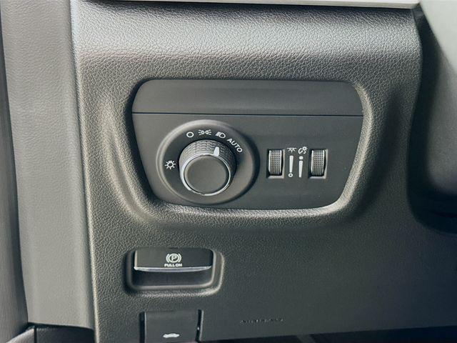 used 2023 Jeep Grand Cherokee car, priced at $31,975