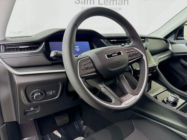 used 2023 Jeep Grand Cherokee car, priced at $31,975