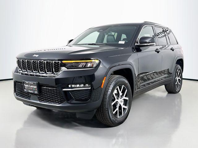new 2025 Jeep Grand Cherokee car, priced at $43,010